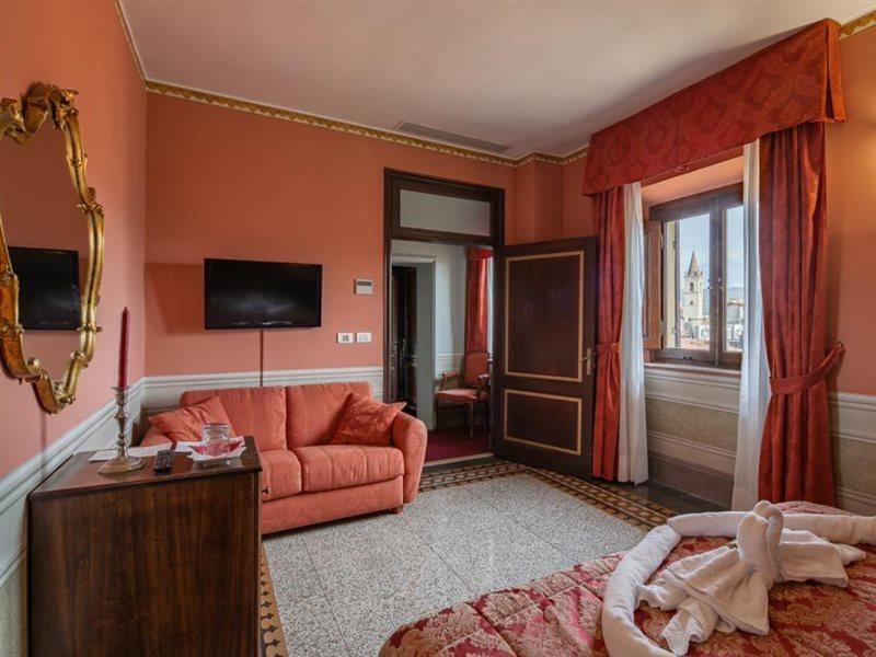 I Portici Hotel - Residenza D'Epoca Arezzo Kültér fotó